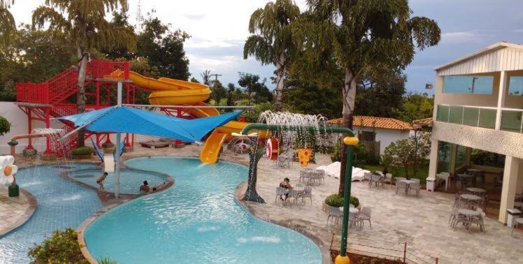 Flat Di Roma Resort Internacional Caldas Novas Exterior photo